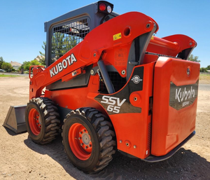 รถตักล้อยาง Kubota SSV65 ปี 2020 ระบบขับเคลื่อน 4 ล้อ เกียร์อัตโนมัติ อายุการใช้งานยาวนาน ขาย - Product Image 3