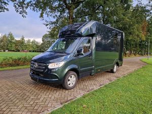 Mercedes-Benz Sprinter Van 2500 4x2 Transmission Automatique Essence Euro 6 Nouvelle Couleur Verte Volant à Gauche - Product Image 1