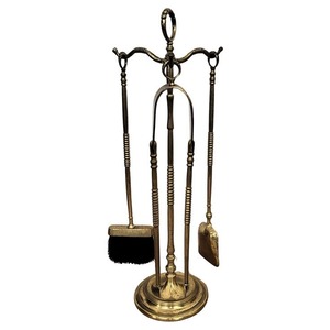 Ensemble d'outils de cheminée en laiton haut avec construction sûre de la chaleur et look intemporel parfait pour les foyers ouverts et la décoration de chambre classique - Product Image 4