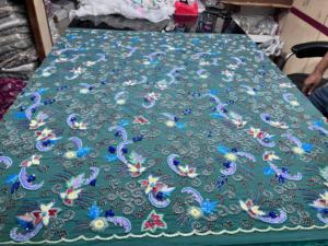 ชุดราตรีปักด้วยมืออย่างหรูหราออกแบบอย่างหรูหราด้วยการเย็บติดคริสตัลและลวดลายที่เป็นเอกลักษณ์ - Product Image 2