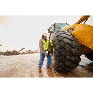 Llave de Impacto Neumática OEM Personalizable de 1100 Ft-Lbs de Torque de Tracción con Mecanismo de Doble Martillo, Yunque Extendido de 6 Pulgadas y Empuñadura Tipo Pistola - Product Image 2