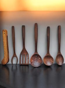 ชุดช้อนไม้แบบมินิมอลที่มีดีไซน์เรียบง่ายเหมาะสำหรับบ้านที่ทันสมัยและพื้นที่ห้องครัวขนาดกะทัดรัดพร้อมสไตล์การใช้งาน - Product Image 3