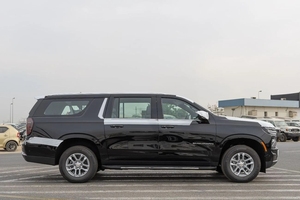 Chevrolet Suburban LS 2WD 2025, el SUV Familiar Grande Más Vendido - Product Image 4