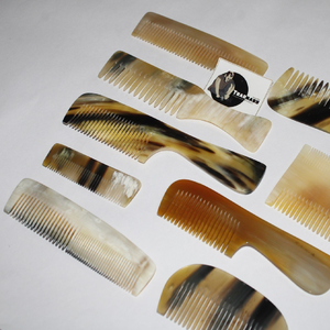 Peluquero de cuerno genuino para desenredar peine de cuerno de pelo con curvas largas y gruesas de cuerno natural al por mayor directo de precio de fábrica - Product Image 1