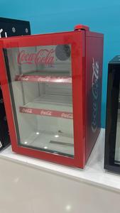 Refrigerador Comercial Vertical de 75L para Bebidas, Puerta de Vidrio Única, Encimera, Temperatura Única, Descongelación Automática por Aire - Product Image 2