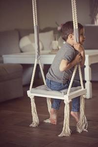 Balançoire en macramé faite à la main balançoire pour bébé balançoire pour bébé suspendue douce et confortable pour la décoration de la chambre des enfants - Product Image 4