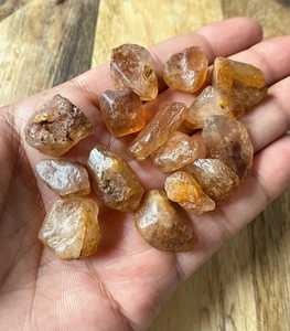 Topacio Imperial al por Mayor, en Bruto, Certificado por GIA, Material de Piedra Preciosa Amarilla Natural de 5mm 6mm 7mm para la Fabricación de Joyas - Product Image 3