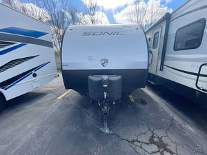 V-e-n-t-u-r-e R-v S-o-n-i-c 210VTB d'occasion 2021 - Product Image 2