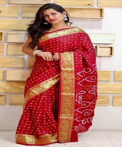 Nuevo y atractivo Sari de gasa de Color rojo con estampado de flores de último diseñador con blusa sin costuras en Ropa Étnica Apparelgarment - Product Image 2