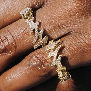 Nouveau style de bague crâne en or glacé avec diamants ronds Moissanite 925 argent sterling luxe et accessoire Hip Hop élégant - Product Image 1