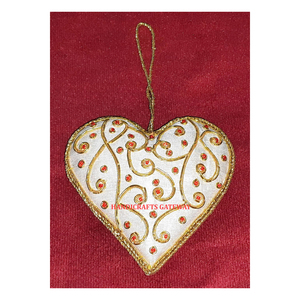 Precioso y lujoso Simple nuevo diseño Zari bordado Color blanco forma de corazón árbol de Navidad adorno colgante para decoraciones - Product Image 1