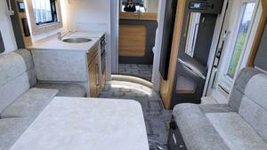 Camping-car Adamo 69_4 2024, nouveau modèle avec application pour véhicule, caravane aérienne à vendre - Product Image 3