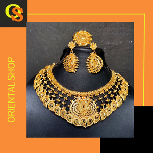 Genuino grado 22K chapado en oro collar pendientes anillo conjunto con diseño único estilo de lujo conjunto de joyas para la venta - Product Image 3