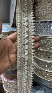 Encaje Zari Brillante de Diseño Personalizado, Adorno de Perlas y Pedrería, Material de Poliéster/Nailon, Duradero y Ecológico para - Product Image 2