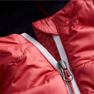 Veste d'extérieur en duvet haute performance pour femmes Doublure en coton Vestes rembourrées matelassées en polyester réversible - Product Image 5