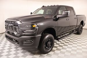 CAMIONETA TRADESMAN 2500 2025 USADA RECIENTEMENTE, TRANSMISIÓN AUTOMÁTICA DE 8 VELOCIDADES, MOTOR V8 DE 405 HP - Product Image 6