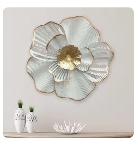 Esculturas de pared de metal personalizadas, Arte de diseño de hojas Premium para el hogar, hoteles y espacios comerciales, decoración de interiores - Product Image 5