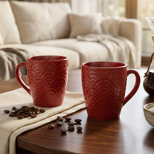 Juego de 2 Tazas de Café de Cerámica Rojo Escarlata Modernas con Impresión por Sublimación, Aptas para Lavavajillas y Microondas, con Tapa de Estilo Simple - Product Image 3