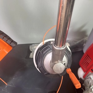 Débroussailleuse thermique professionnelle STIHL FS 55 / FS 56 RC-E, multi-contrôles, avec poignée en boucle - Product Image 2
