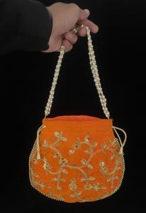 Sac à main ethnique indien brodé à la main, dernière conception, cadeau de mariage pour femmes, sacs à monnaie - Product Image 2