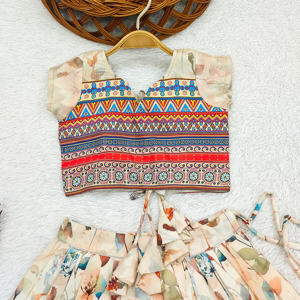 Conjunto de Lehenga Choli con Estampado Floral Digital de Shoryam Fashion para Niñas, Ropa Cultural Tradicional para Fiestas y Diwali - Product Image 3