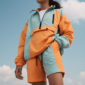 Conjunto de chándal para exteriores con capucha y cremallera a prueba de viento para mujer en color verde-Traje de 2 piezas - Product Image 6