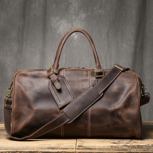 Sac de voyage en cuir avec fermeture à glissière pour les voyages et l'usage quotidien - Product Image 1