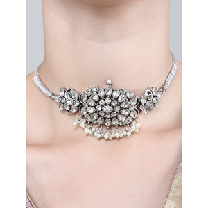 Gargantilla Blanca Oxidada para Bodas y Eventos - Product Image 4