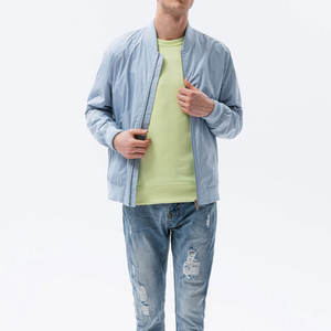 Veste bomber pour homme en tissu confortable, style streetwear, fermeture éclair, poches latérales, veste bomber pour homme pour l'hiver - Product Image 3