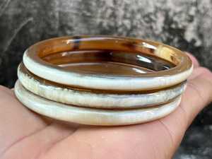 Nueva y elegante pulsera de cuerno de búfalo para mujer, pulsera de cuerno a la moda para uso en fiesta de boda disponible al precio más bajo - Product Image 3