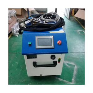 Machine de nettoyage laser 2000W 200w 1000w Machine tenue dans la main de dérouillage de couche de peinture en métal de nettoyage de laser de fibre - Product Image 3