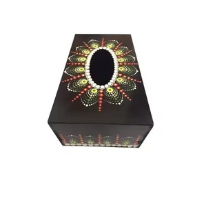 Caja de pañuelos de madera cuadrada grabada con láser, servilletero con diseño impreso para mesa de restaurante de Hotel, uso diario decorativo - Product Image 2