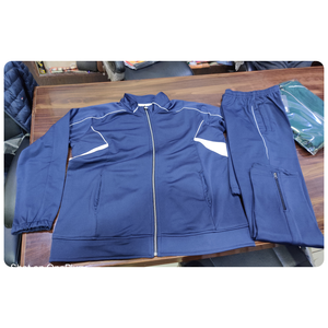 Chándal estampado de camuflaje para hombre con top con capucha y joggers transpirable y elegante para uso diario y en el gimnasio - Product Image 2