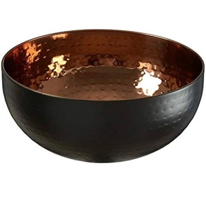 Bol décoratif en métal noir martelé fait à la main avec intérieur doré, technique japonaise, jetable pour la décoration de la maison - Product Image 4