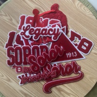 Tous les groupes Patchs en fer personnalisés avec alphabet grec Chenille Brodé Fleur Forme Chaleur Appliquée Fraternité Sororité Patch