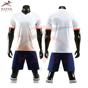 全定制印刷标志足球队服装定制运动新款最新足球设计足球服套装足球队