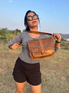 กระเป๋าถือหนังครันช์หนังแท้ทำด้วยมือแท้แบบเต็มรูปแบบมีสไตล์สำหรับผู้หญิงกระเป๋าสะพายไหล่แบบย้อนยุคใช้ในสำนักงานทำจากหนังแท้ - Product Image 4