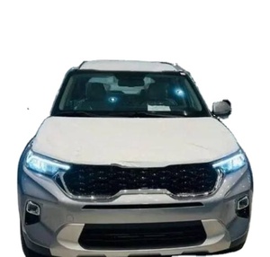 Usado 2024 para Sonet, Volante a la Izquierda, Asientos de Tela con Interior Oscuro, Neumáticos R17, Automático Inteligente, Listo para Conducir - Product Image 1