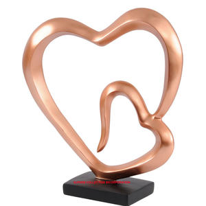 Esfera de diseño personalizado de lujo, escultura chapada en oro con base blanca en gran oferta para decoración de mesa - Product Image 6
