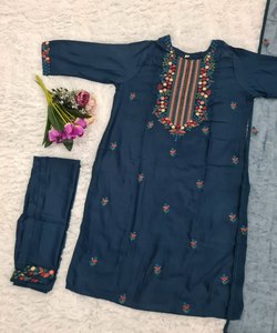 การตรวจสอบที่น่าสนใจพิมพ์ kurta kurti: น่าสนใจ kurta Kurtis ที่มีการพิมพ์ที่สะดุดตาและรายละเอียดที่ซับซ้อนสำหรับ khimar - Product Image 4