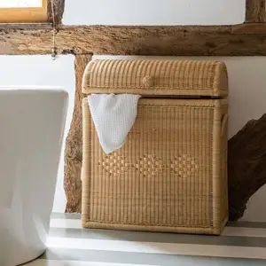 Borst Rotan & Cane Wasmand Met Deksel Elegant Ontwerp Voor Opslag Kleding Van Natuurlijk Milieuvriendelijk Materiaal Best Verkopend