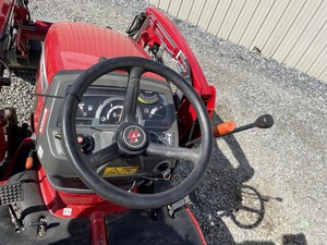 2013 Massey Ferguson GC1710 Mini tracteur agricole d'occasion/neuf équipement de machines agricoles Petit tracteur agricole - Product Image 2