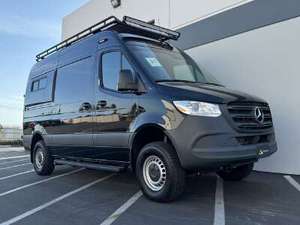 Explore nuestro nuevo Mercedes dess-Benzz Sprinters 2023 de alta calidad 2500 techo alto 170 "WB Ext LISTO PARA SER ENVIADO A TODO EL MUNDO - Product Image 3