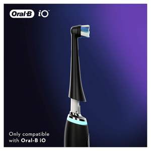 Cabezal de cepillo de dientes eléctrico Oral-B iO Ultimate Clean, cerdas retorcidas y anguladas para una eliminación más profunda de la placa, paquete de 4, adecuado - Product Image 3