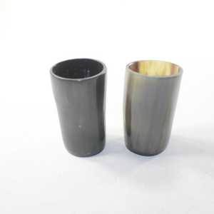 แก้วฮอร์นแกะสลักคุณภาพสูงงานทำมือสำหรับทำเบียร์น้ำสำหรับร้านอาหารที่บ้านด้วยงานฝีมือเสี้ยว - Product Image 1