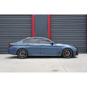 รถยนต์หรูสมรรถนะสูง BMW ซีรีส์ 5 รุ่น M550i XDrive เครื่องยนต์เทอร์โบ ปี 2023 - Product Image 2