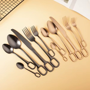 Ensemble de couverts en acier inoxydable noir miroir élégant pour les occasions spéciales, les dîners en famille et l'accueil d'invités en provenance d'Inde - Product Image 5