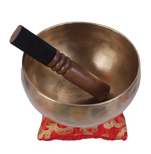 Vente en gros de bols chantants en laiton vieilli de 5.5 pouces faits à la main en métal de haute qualité technique verte polie - Product Image 3
