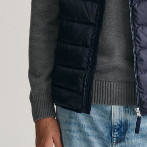 Winter Outdoor Sleeveless Bubble Puffer Vest for Men Canvas Stand Collar Waterproof Custom Colors & Sizes Wholesale - Product Image 6