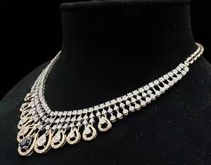 Ensemble de colliers exquis en or massif 14K 18K avec diamants naturels Accents de pierre synthétique bleue Boucles d'oreilles assorties certifiées par des tiers - Product Image 5